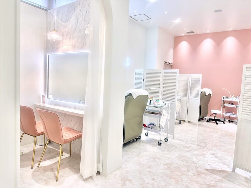 eclala eyelash salon 名駅店(名古屋)のメンズ眉毛サロン
