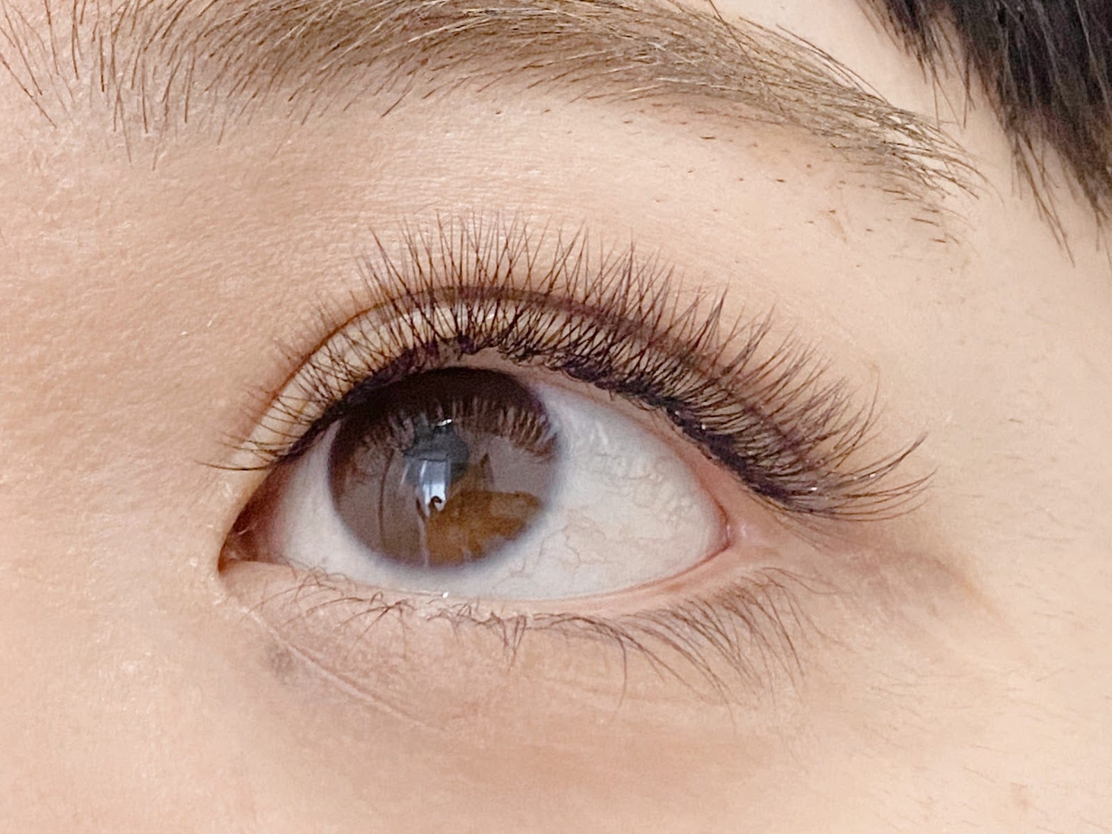 JULES まつげパーマ マツエク 眉毛 毛穴洗浄 ハーブピーリング（那覇）のメンズ眉毛サロン店内写真 1枚目