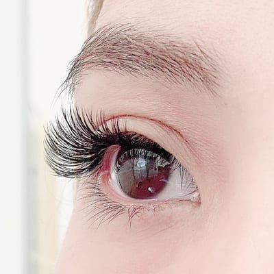 JULES まつげパーマ マツエク 眉毛 毛穴洗浄 ハーブピーリング 店内写真 2枚目