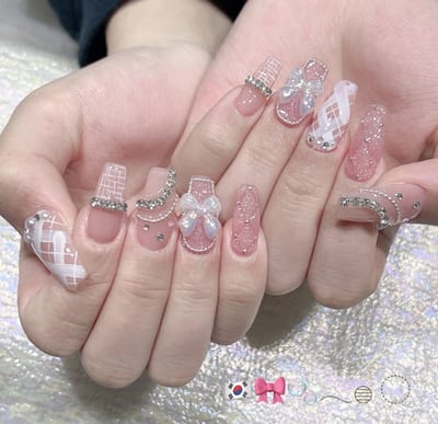 Lily 沖縄新都心 eye&nailアイブロウ パリジェンヌ まつげパーマ ネイル 店内写真 4枚目