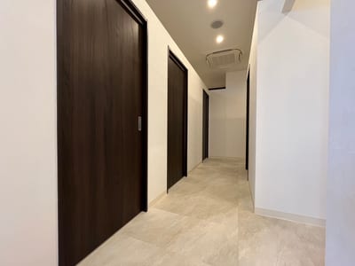 完全個室eyelash salon Rey沖縄那覇店 まつげパーマパリジェンヌ 店内写真 2枚目