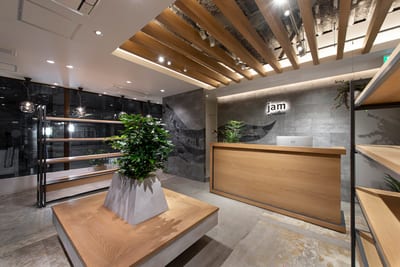 パリジェンヌ・パラジェル認定サロン eyelash&nail jam by neolive 高円寺 店内写真 1枚目