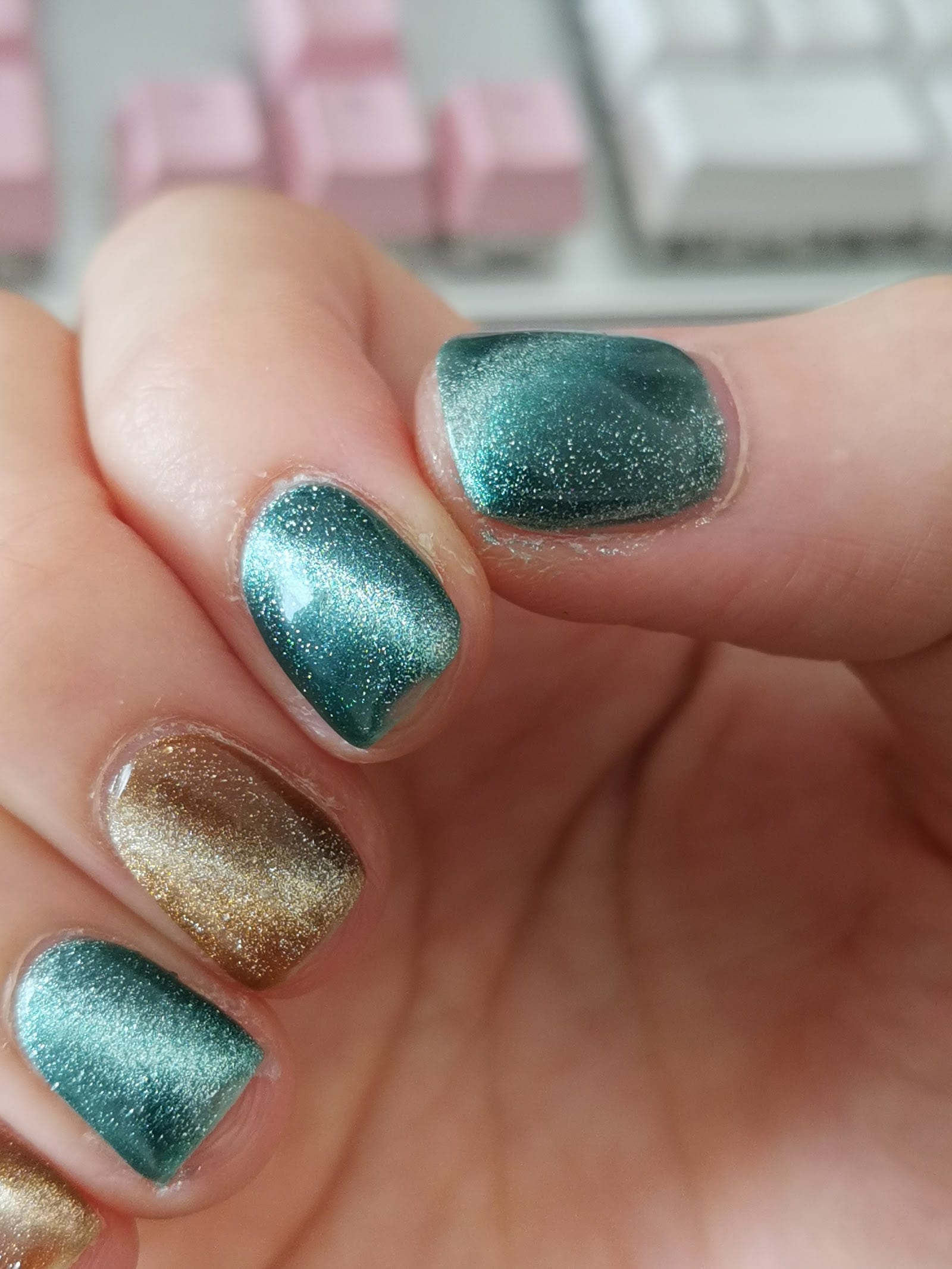 Eyelash & Nail Velar 難波店（難波）のメンズ眉毛サロン店内写真 1枚目