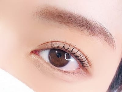 MIRAI Beauty EYE LASH/EYE BROW/脱毛/FACIAL/BUST CARE 店内写真 3枚目
