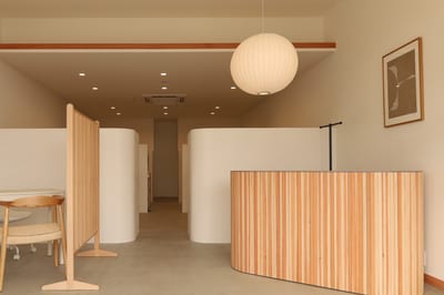 まつ毛パーマ・まつエク・パリジェンヌ・眉毛・アイブロウ iru名取店 店内写真 1枚目
