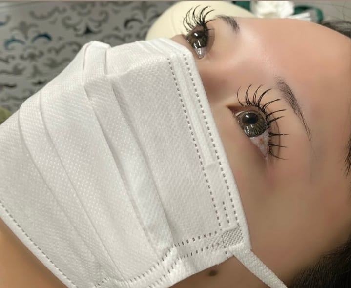 eyelash salon Briller ボリュームラッシュ取扱店（小田原）のメンズ眉毛サロン