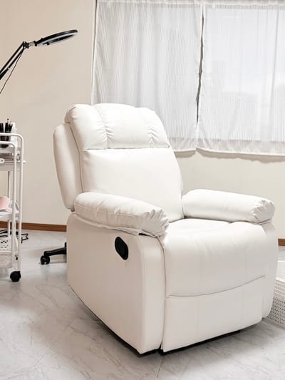 eyeblow&eyelashsalon Lunni 店内写真 1枚目