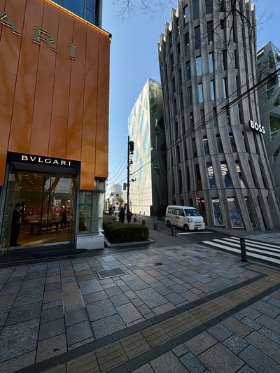 KOKUA 表参道店 店内写真 3枚目