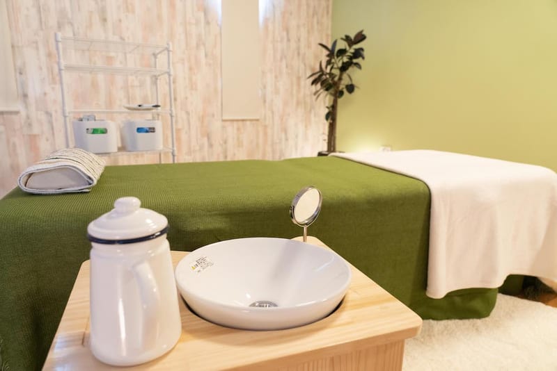 BWsalon ワックス脱毛（小山）のメンズ眉毛サロン