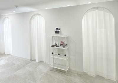 眉毛とまつげパーマの専門店 ロレインブロウ 成増店 店内写真 2枚目