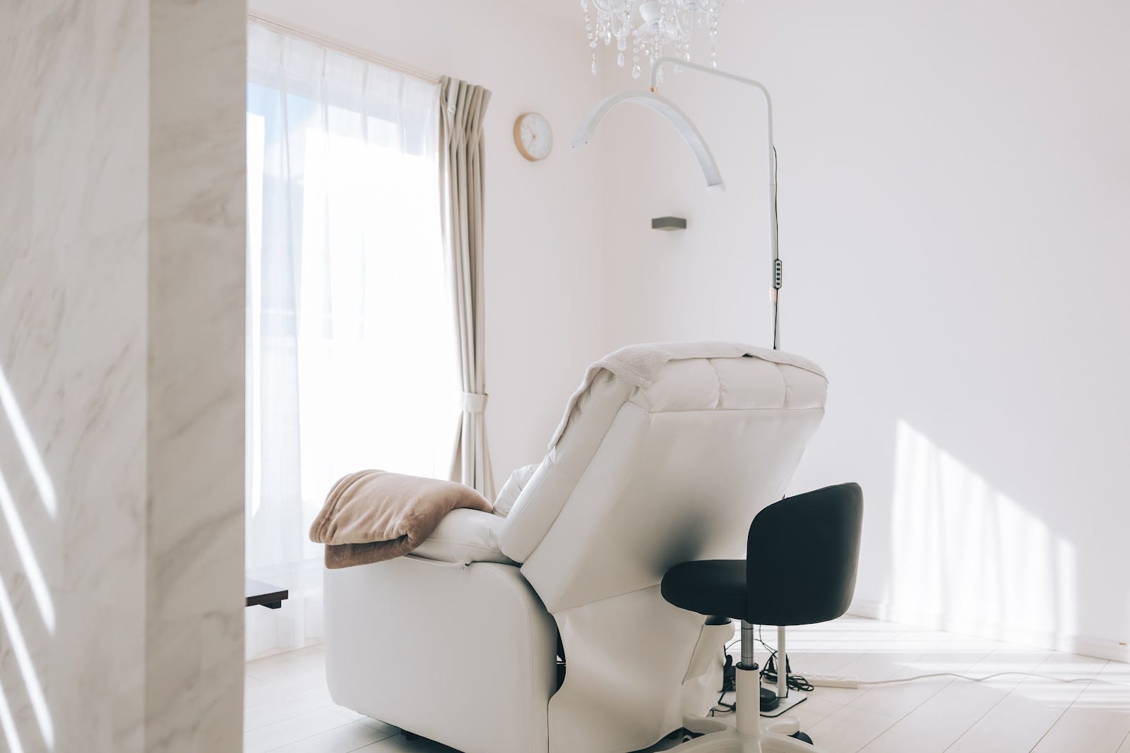 Total Beautysalon Luxelle（大曽根）のメンズ眉毛サロン店内写真 1枚目