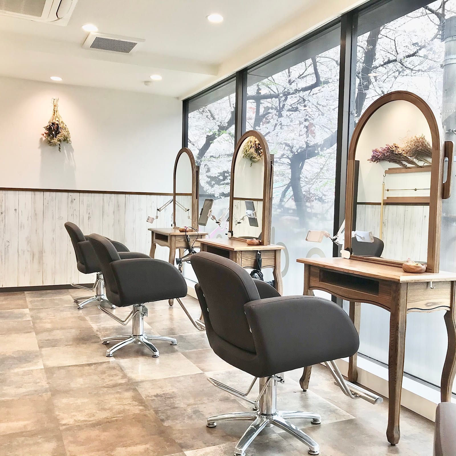 adn beauty studio 鷺沼(鷺沼)のメンズ眉毛サロン店内写真 1枚目