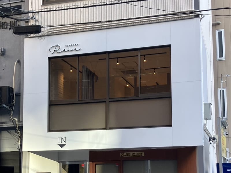 アイブロウ Rain 大阪本町店の店内写真3