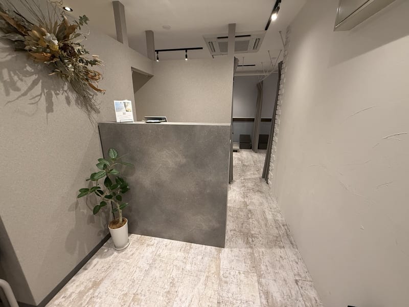 アイブロウ Rain 大阪本町店(堺筋本町)のメンズ眉毛サロン