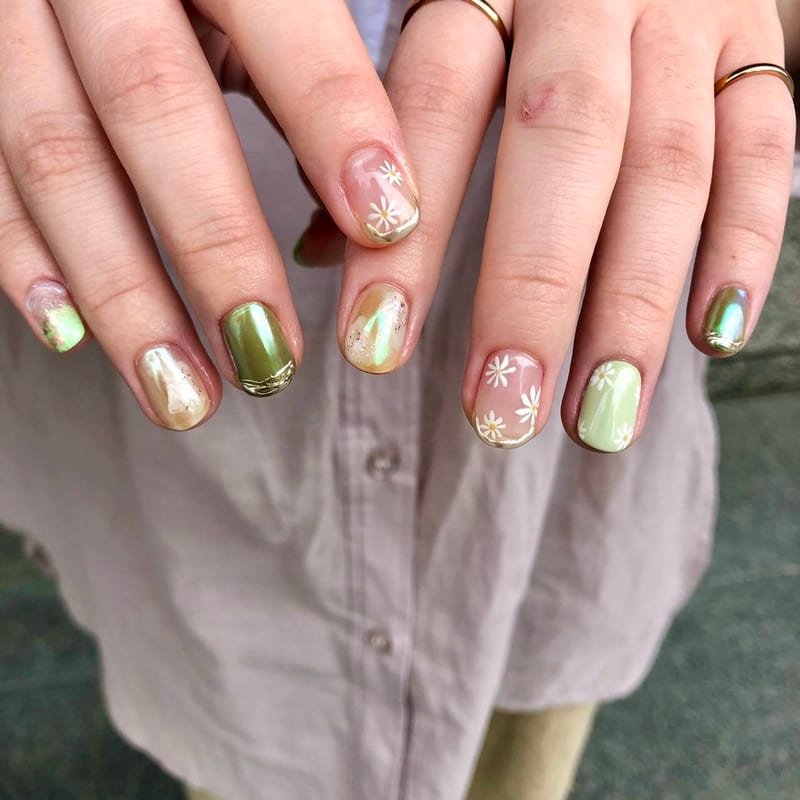EARTH Nail & Eyelash 札幌駅前店の店内写真3