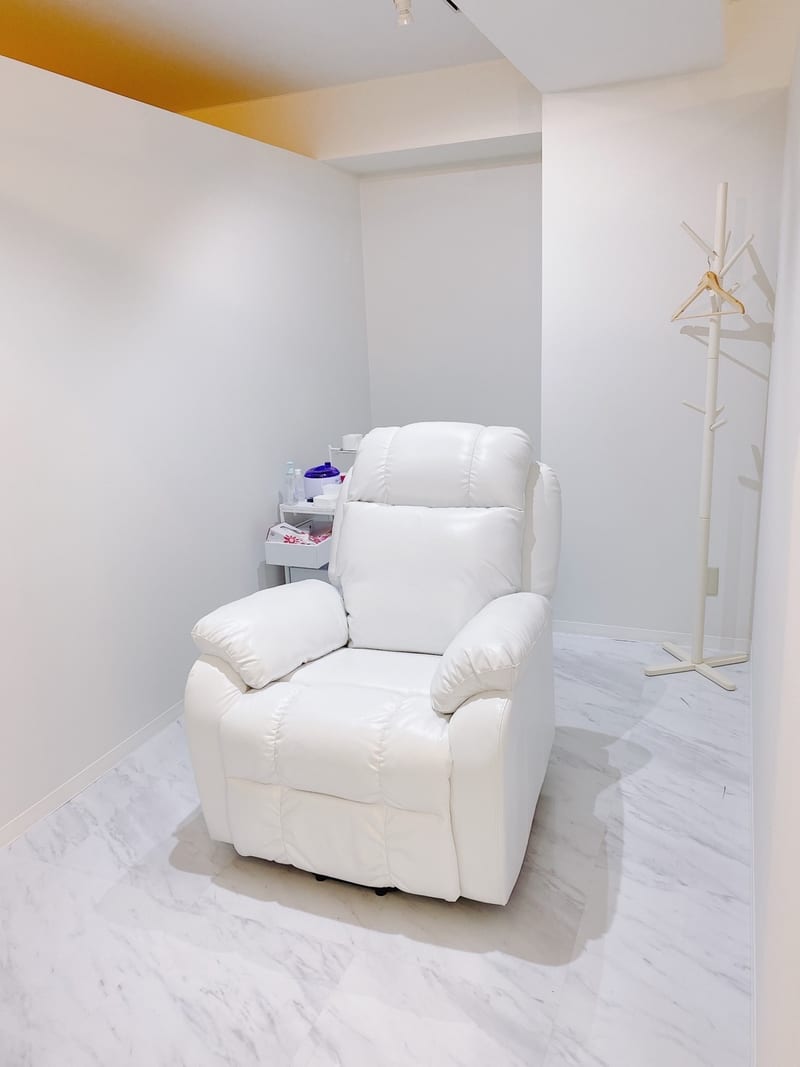 完全個室 アイラッシュ&アイブロウ de.札幌駅前店の店内写真3