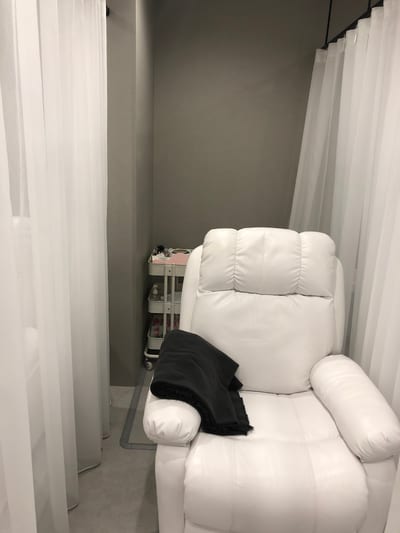MIROH 渋谷店 店内写真 2枚目
