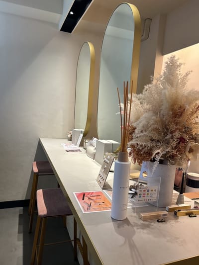 ams by AI TOKYO 渋谷店 店内写真 3枚目