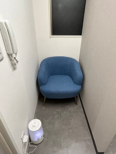 男眉salon OnFleek!渋谷店 店内写真 3枚目