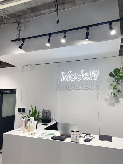 Mode!? 新宿東口店 店内写真 2枚目