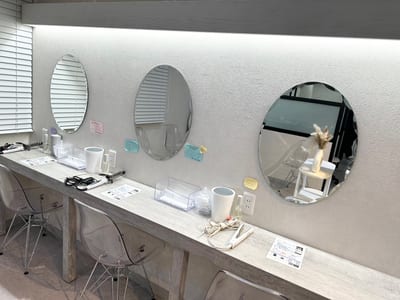 Une fleur 新宿店 店内写真 2枚目