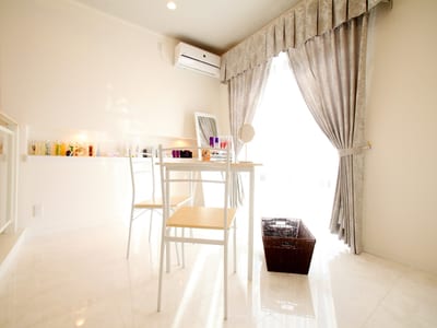 Esthetic salon R 店内写真 1枚目