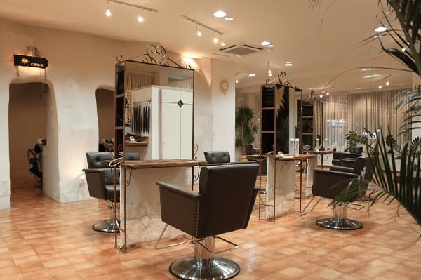 alpina eyelash 上中居店(高崎)のメンズ眉毛サロン