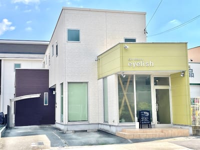 eye lish 店内写真 3枚目
