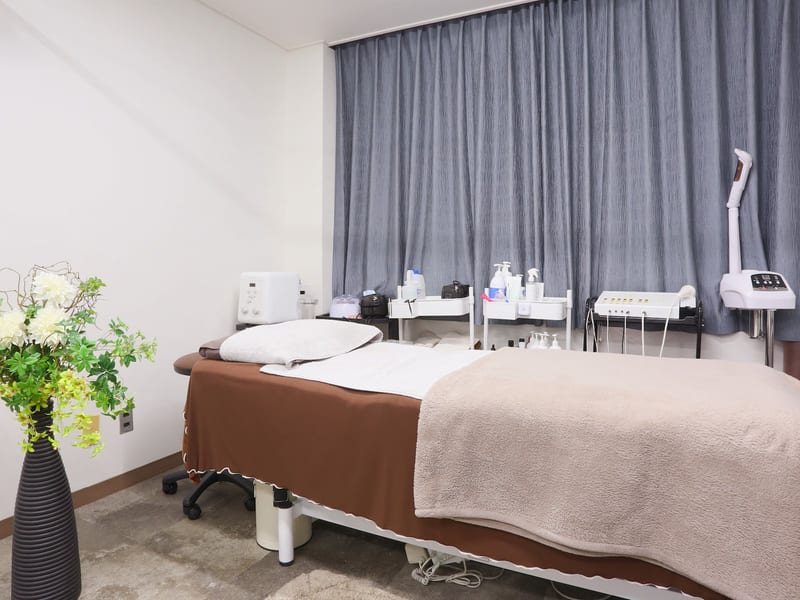Bust up salon（取手）のメンズ眉毛サロン