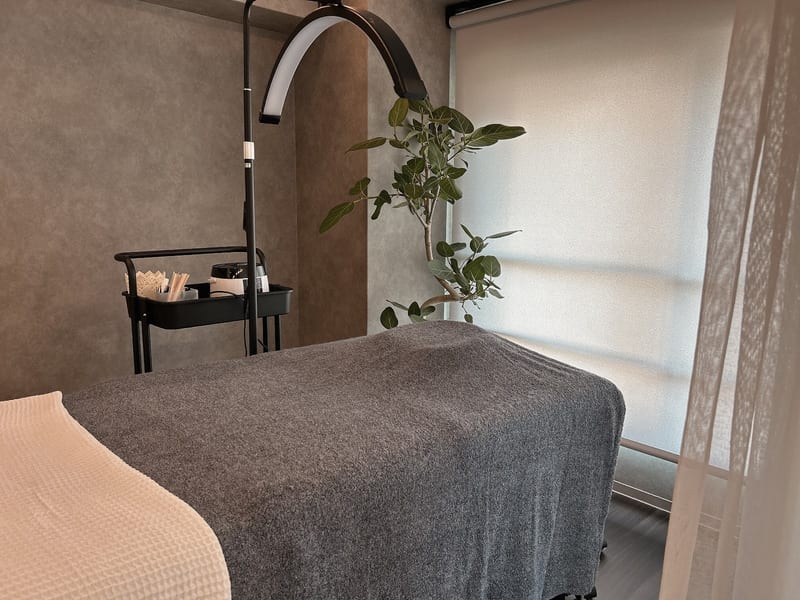 boulard 箕面メイプルホール前店（豊中）のメンズ眉毛サロン