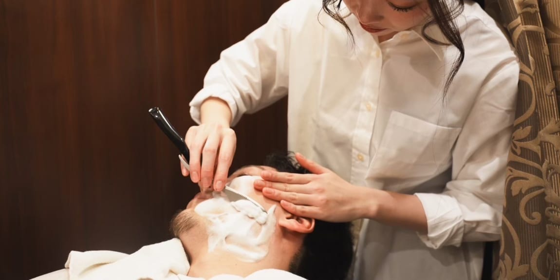 Shaving & Bridal HIRO GINZA 上野店（上野）のメンズ眉毛サロン店内写真 1枚目