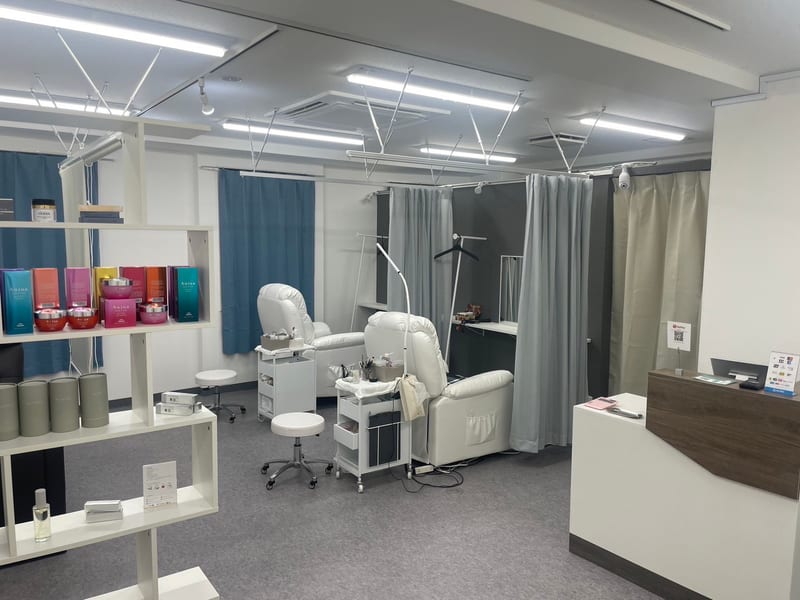 アイブロウ パリジェンヌ まつ毛パーマ専門店 Ai浅草橋（上野）のメンズ眉毛サロン