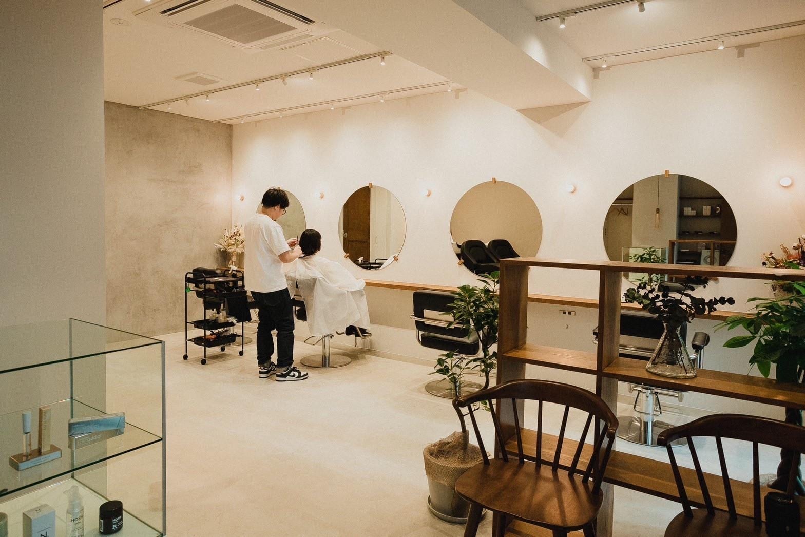 naut 亀有（上野）のメンズ眉毛サロン店内写真 1枚目