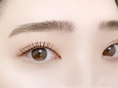 マツエク / まつげパーマ / 眉毛・アイブロウ専門店 EYESTAR大阪梅田店 店内写真 1枚目