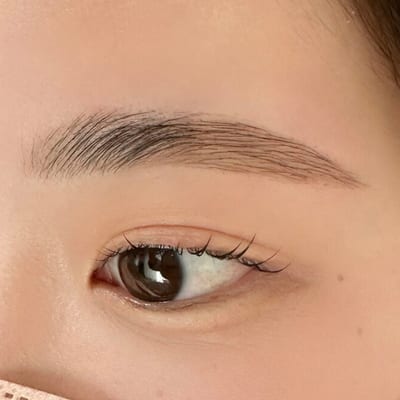 まつ毛と眉の専門サロン WHITE EYE 中崎町 店内写真 4枚目