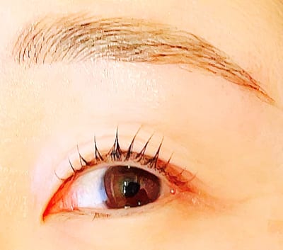 逆さまつげパーマ＆LEDマツエク＆アイブロウデザイン専門店 S-flake 店内写真 3枚目