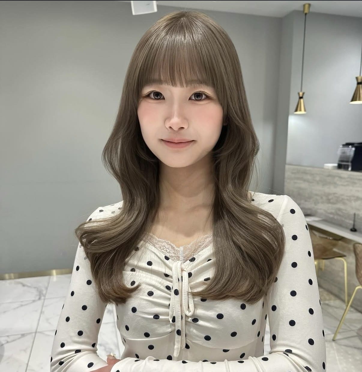 HAIR & MAKE EARTH 甲府昭和店（山梨）のメンズ眉毛サロン店内写真 1枚目