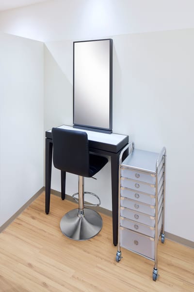 BIEWS EYEBROW STUDIO 横浜モアーズ店 店内写真 2枚目