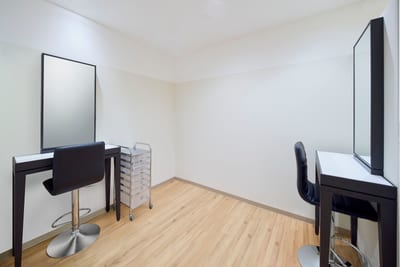 BIEWS EYEBROW STUDIO 横浜モアーズ店 店内写真 4枚目