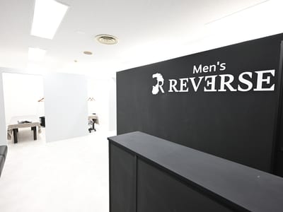 メンズ眉毛サロンメンズリバース横浜店 店内写真 3枚目