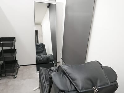 エサージュオム新宿店 店内写真 3枚目